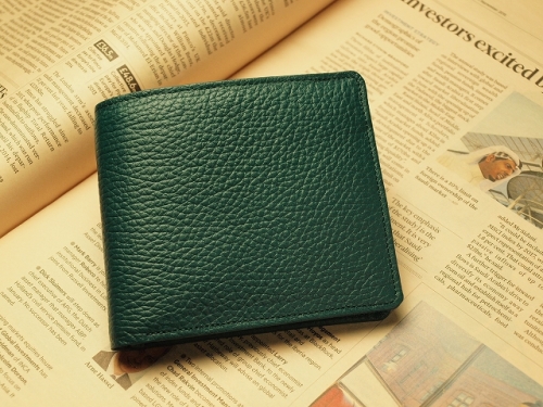 緑の折財布