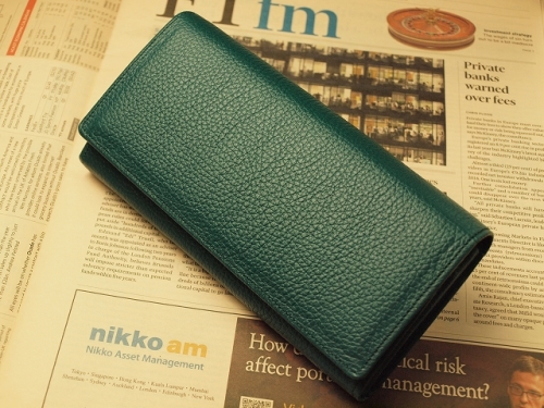 緑の財布の多機能財布